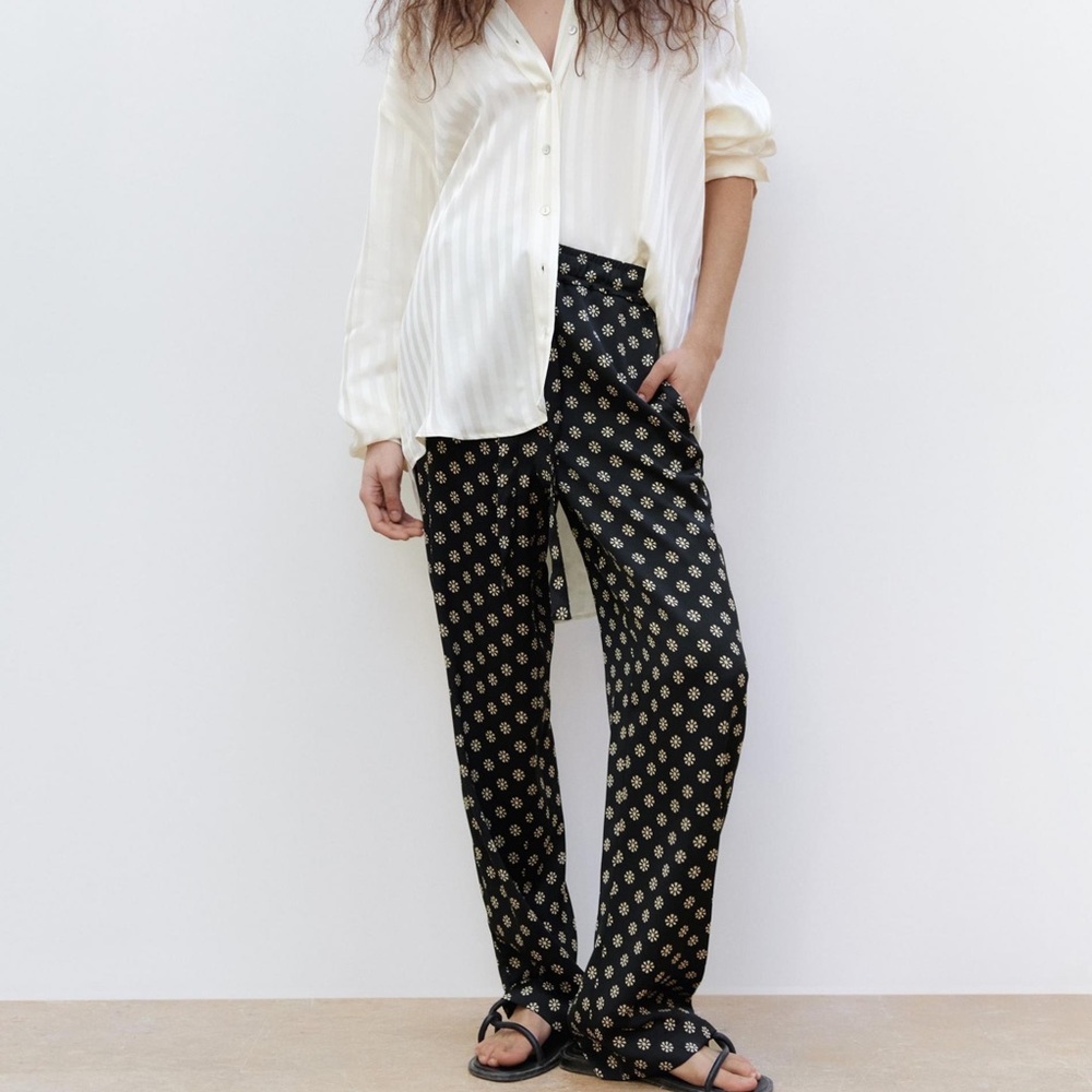 Zara Printed Pajama-Style Flowy Pants